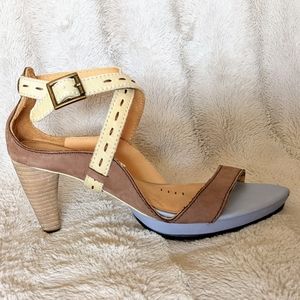 Terra Plana strappy heels